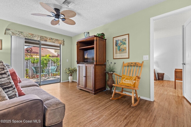 Building Photo - 8701 Camelia Ct