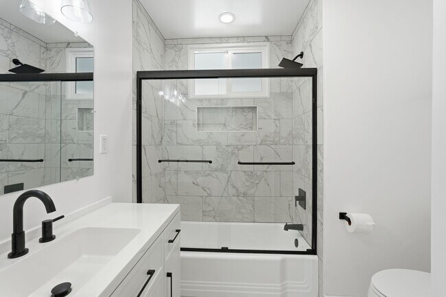 Building Photo - 23723 Aetna St