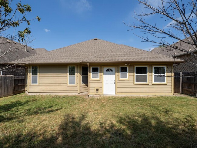 Building Photo - 9509 Sydney Marilyn Ln