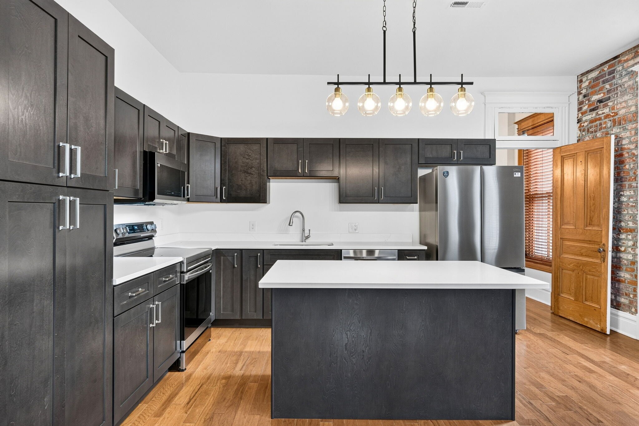 Building Photo - 2722 Armand Pl