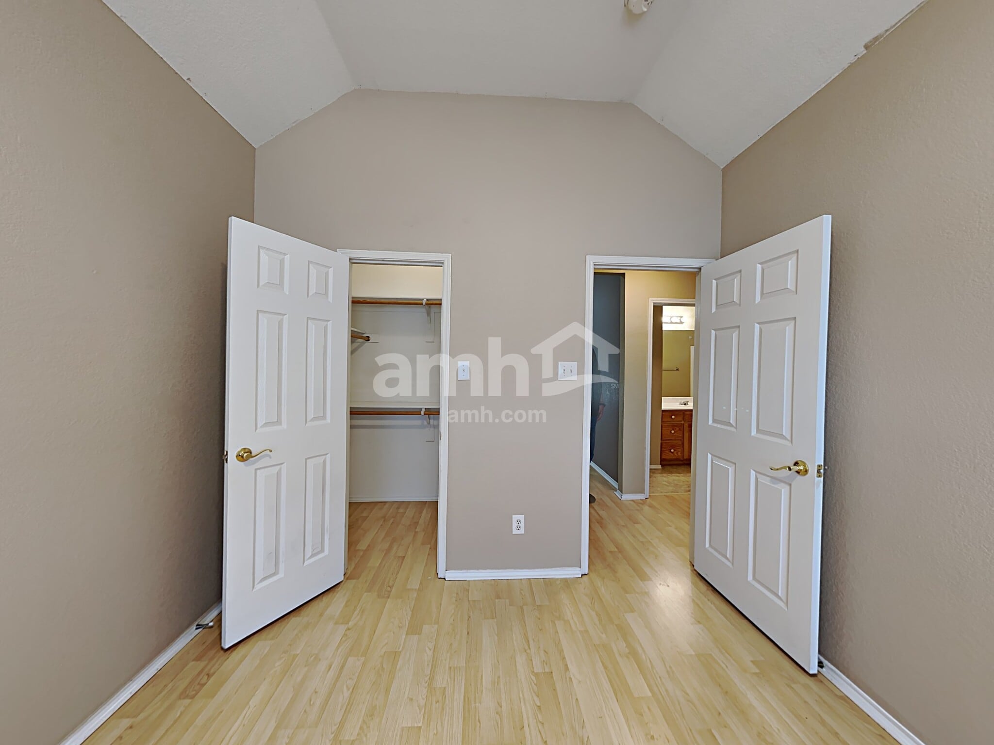 Building Photo - 1000 Redfish Dr