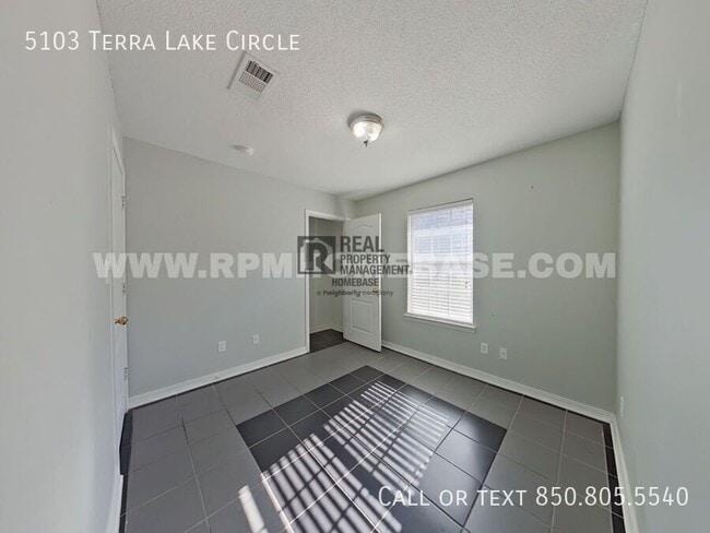 Building Photo - 5103 Terra Lake Cir