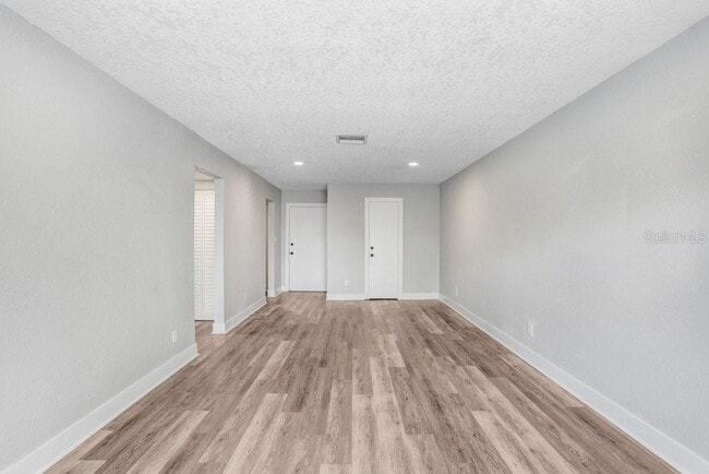 Building Photo - 4610 W Gray St