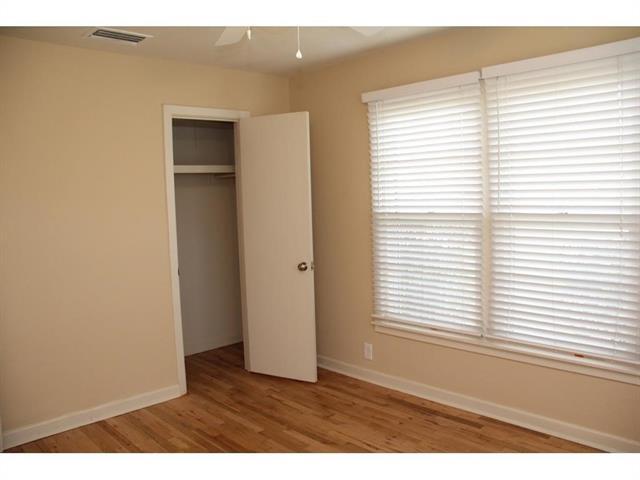 Building Photo - 1124 Wade Hampton St