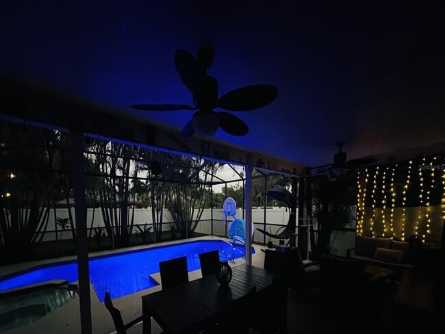 Building Photo - 308 Hammock Dr