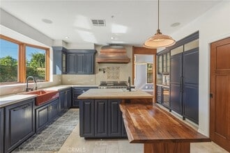 Building Photo - 6750 Andover Ln