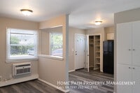 Building Photo - 3030 W Iona Terrace
