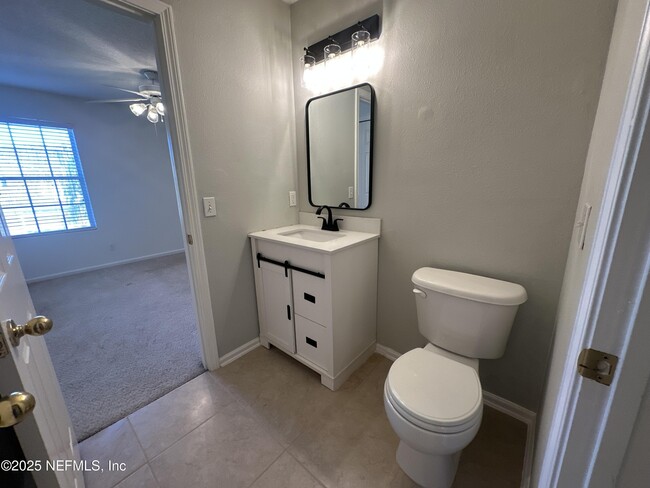 Building Photo - 105 Leese Dr