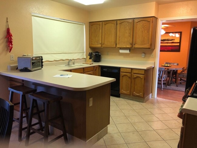 Building Photo - Lovely Golf Course Home Available May through October 2026, in Leisure World a 45+ Active Adult R...