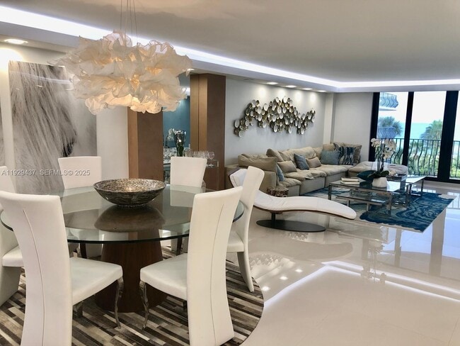 Building Photo - 8877 Collins Ave