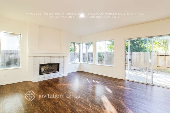 Building Photo - 6102 Cameo Dr