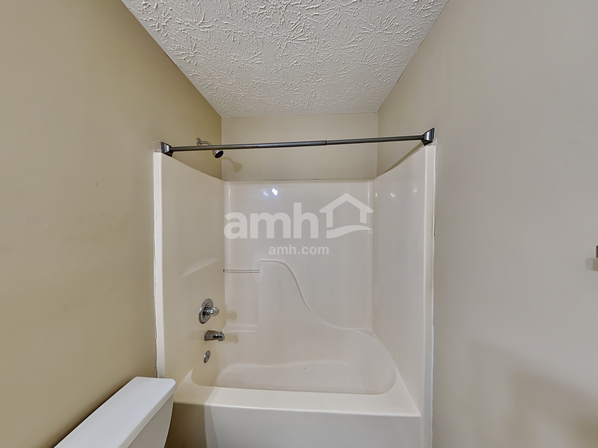 Building Photo - 2380 Sailor Ln