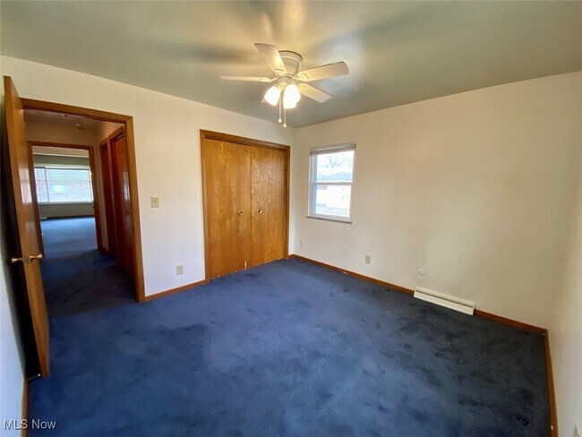 Building Photo - 1859 Cromwell Dr