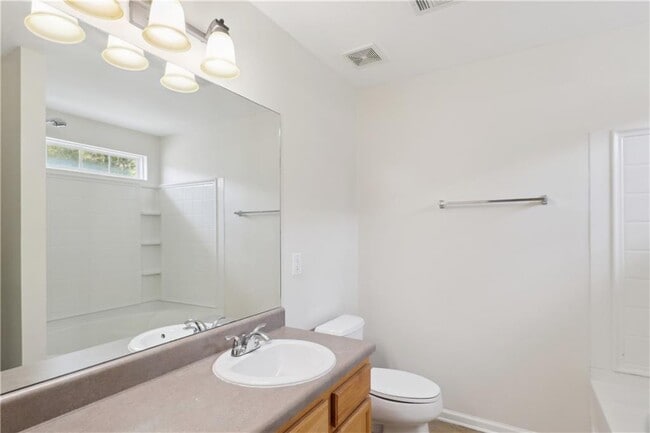 Building Photo - 276 Hiawassee Dr