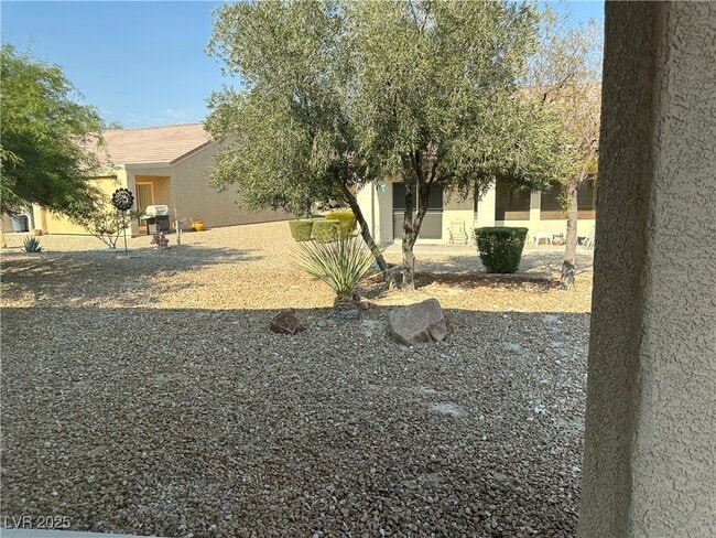 Building Photo - 7922 N Crested Starling Ct