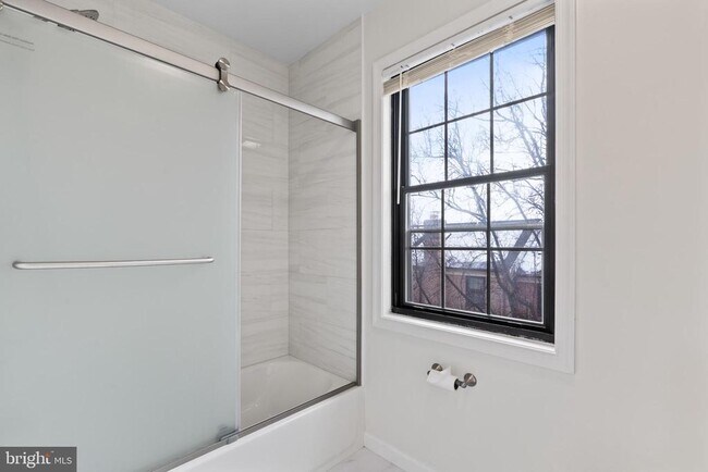 Building Photo - 5412 Wycklow Ct