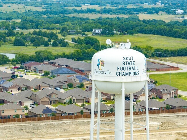 Building Photo - 109 Columbia St