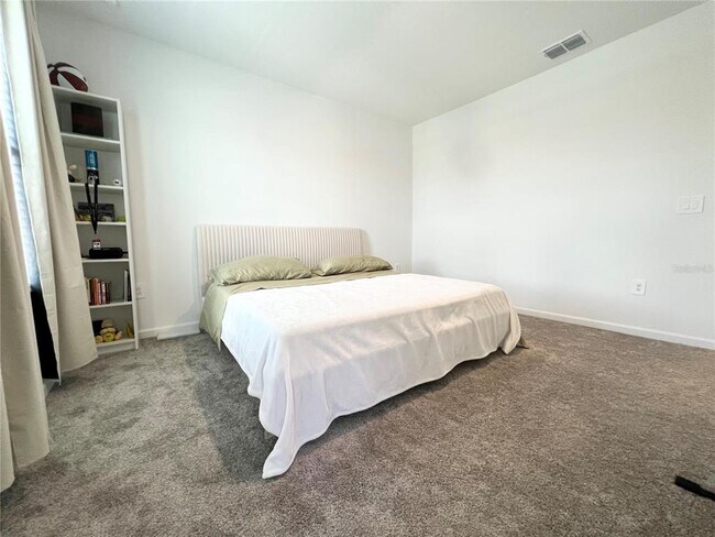 Building Photo - 6021 Blissful St