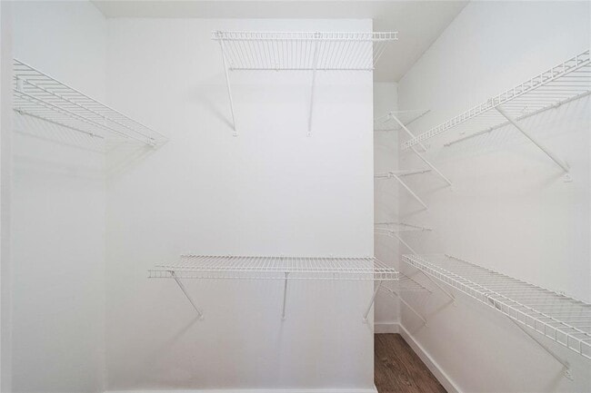 Building Photo - 12807 Magnolia Mound Trail