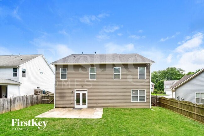 Building Photo - 416 Pine Log Ct