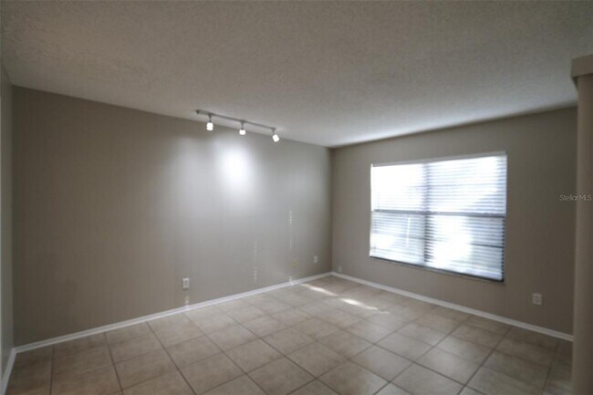 Building Photo - 4957 Puritan Cir