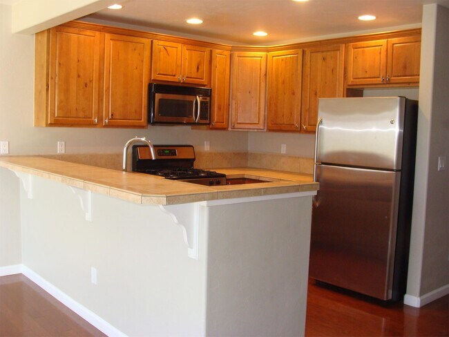 Building Photo - 300 Chatfield Ln