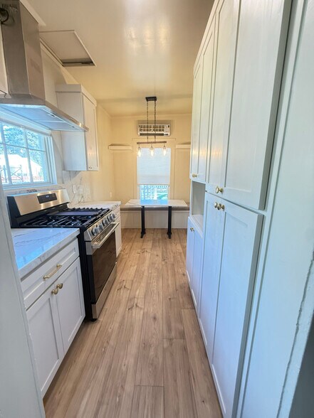 Building Photo - 4107 Smallwood Ln