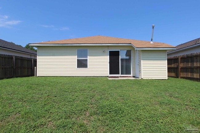 Building Photo - 2013 Marquesas Ln