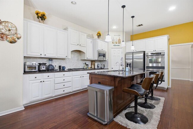 Building Photo - 3552 Alexandrite Way