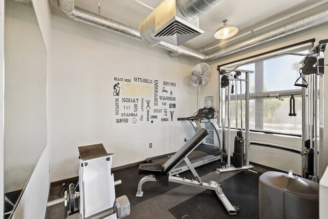 Building Photo - Condo In Artisan Lofts - Phoenix Midtown