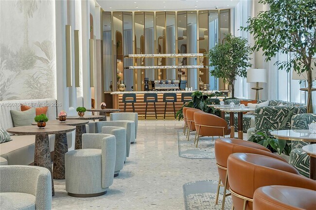 Building Photo - 77 SE 5th St