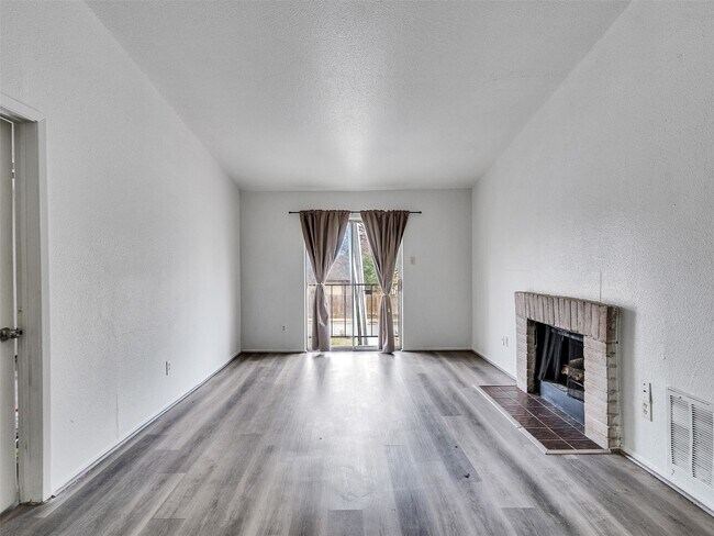 Building Photo - 12658 Ashford Meadow Dr