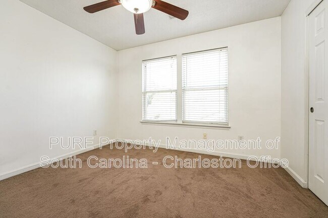 Building Photo - 3891 Four Poles Park Dr