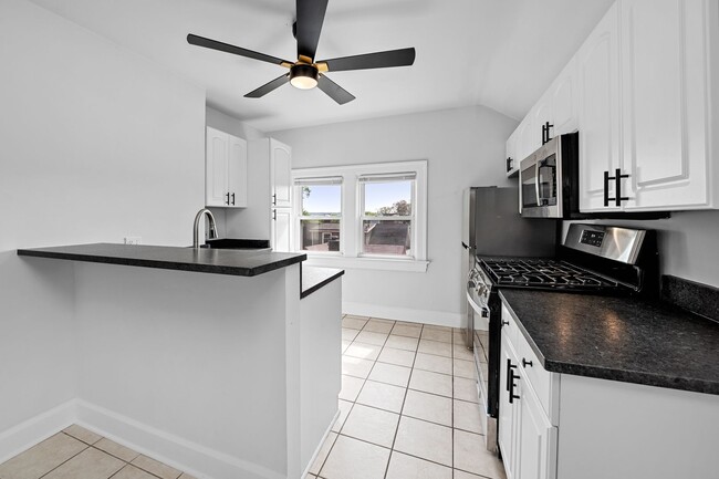 Building Photo - Modern Comfort Meets Prime Oakley Living –...