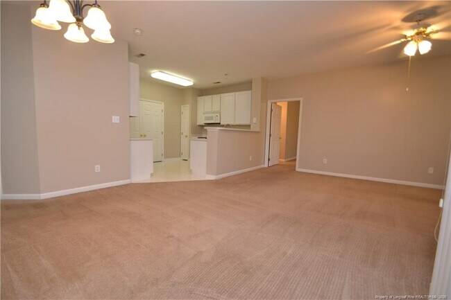 Building Photo - 2614 Kudrow Ln