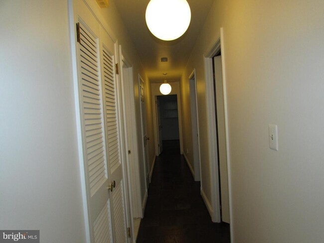 Building Photo - 472 Old Orchard Cir