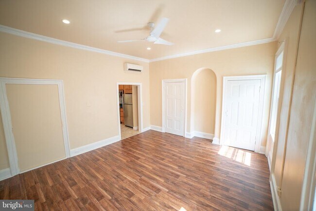 Building Photo - 404 S 22nd St