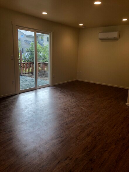 Lots of natural light. Heating and A/C unit. - 2362 Meadow st
