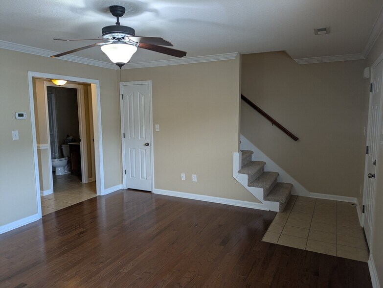 Building Photo - 4742 Forest Landing Way