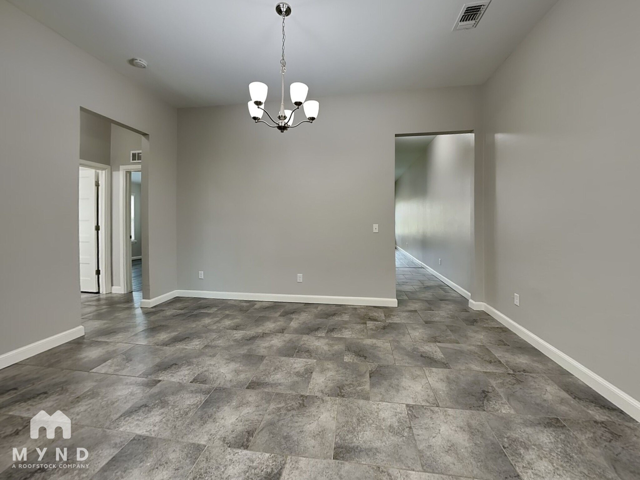 Building Photo - 1124 Merlin Dr