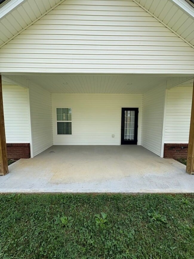 Building Photo - 1038 Patriot Landing Dr