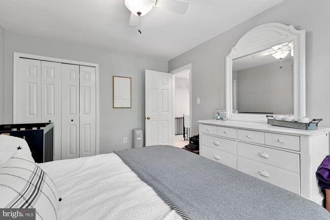 Building Photo - 5144 Woodmire Ln