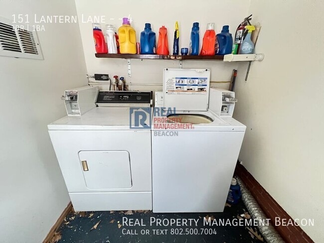 Building Photo - 151 Lantern Ln