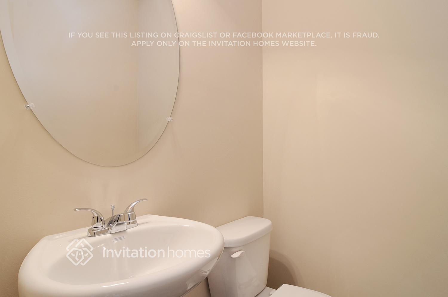 Building Photo - 3680 Brookhollow Dr