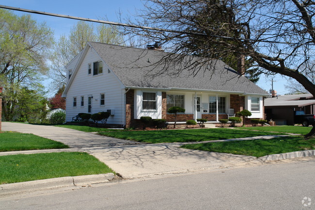 Primary Photo - Kimberly Arms Apartments