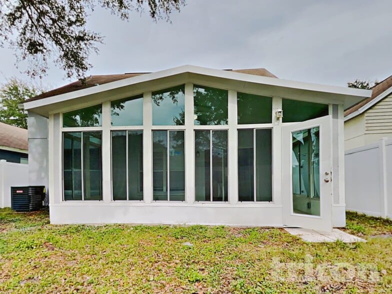 Building Photo - 32437 Fish Hook Lp