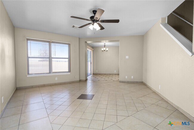 Building Photo - 3422 Old Spanish Trail
