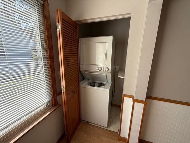 Building Photo - Two Bedroom Ranch for Rent
