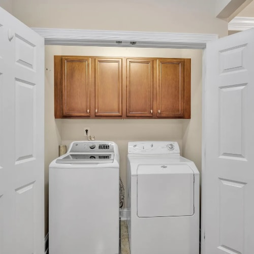 Building Photo - 10400 Rosegate Ct