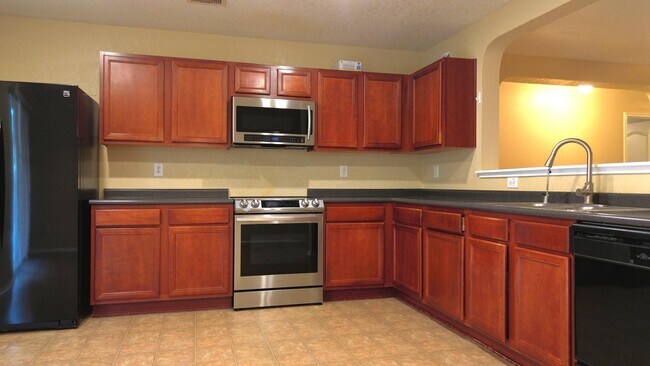 Building Photo - 7727 Barhill Post